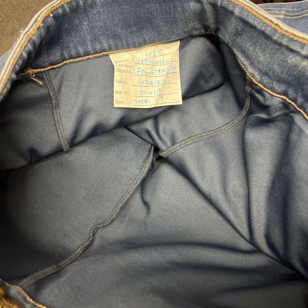 Lee Denim Skirt - Picture 5 of 5